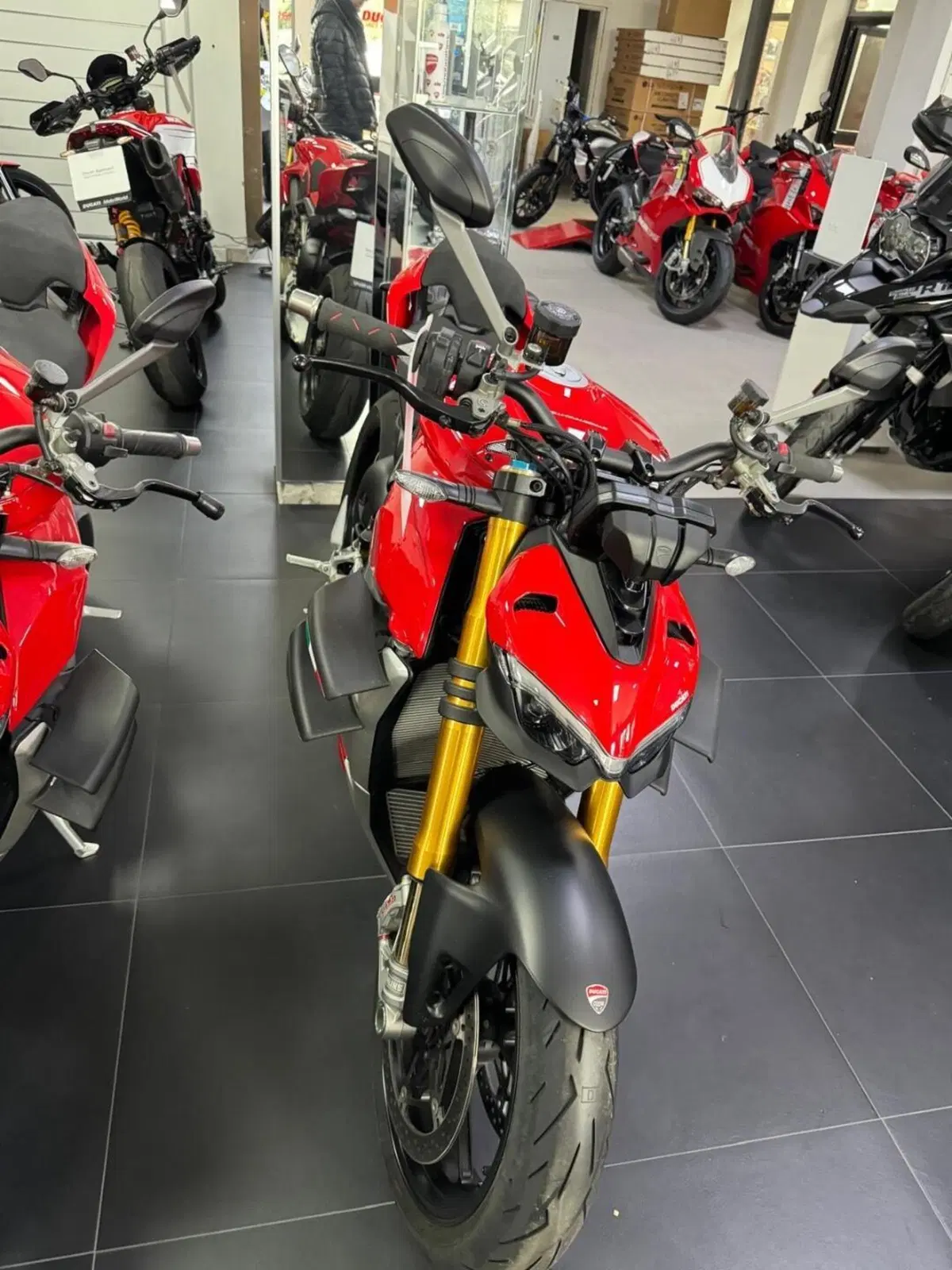 Ducati Streetfighter V4 1100 S (2021 - 22) (5)