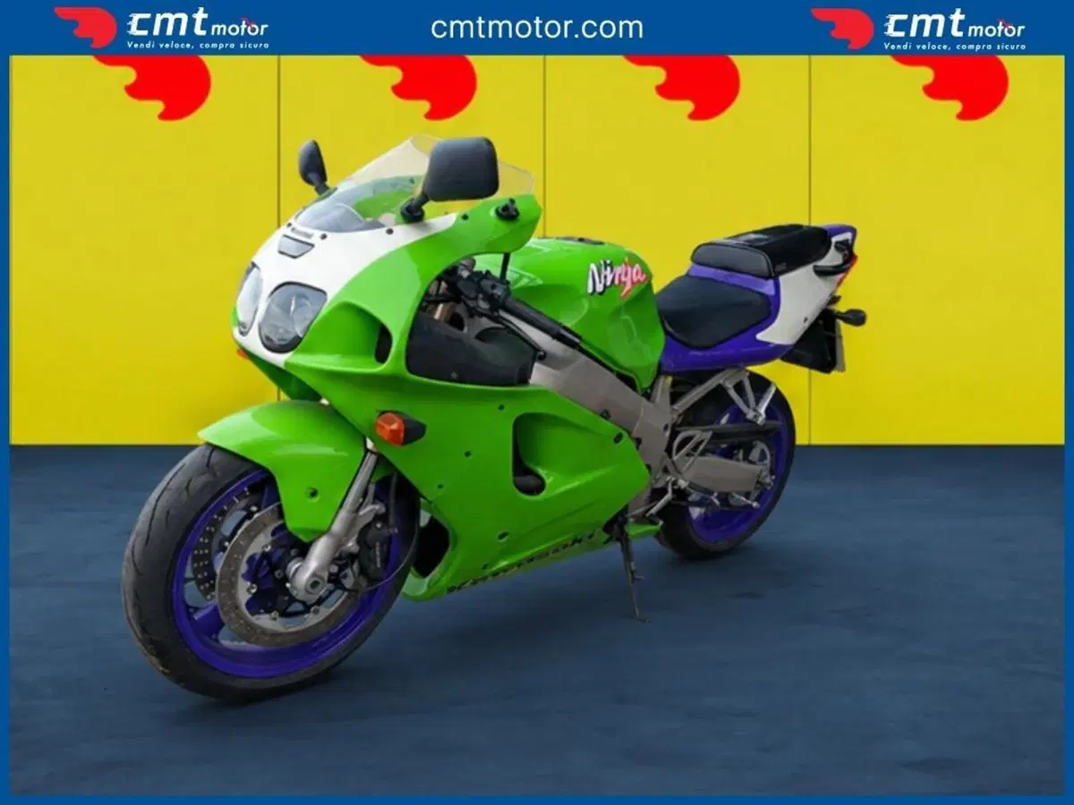Kawasaki Ninja 750 ZX-7R (1996 - 00) (2)