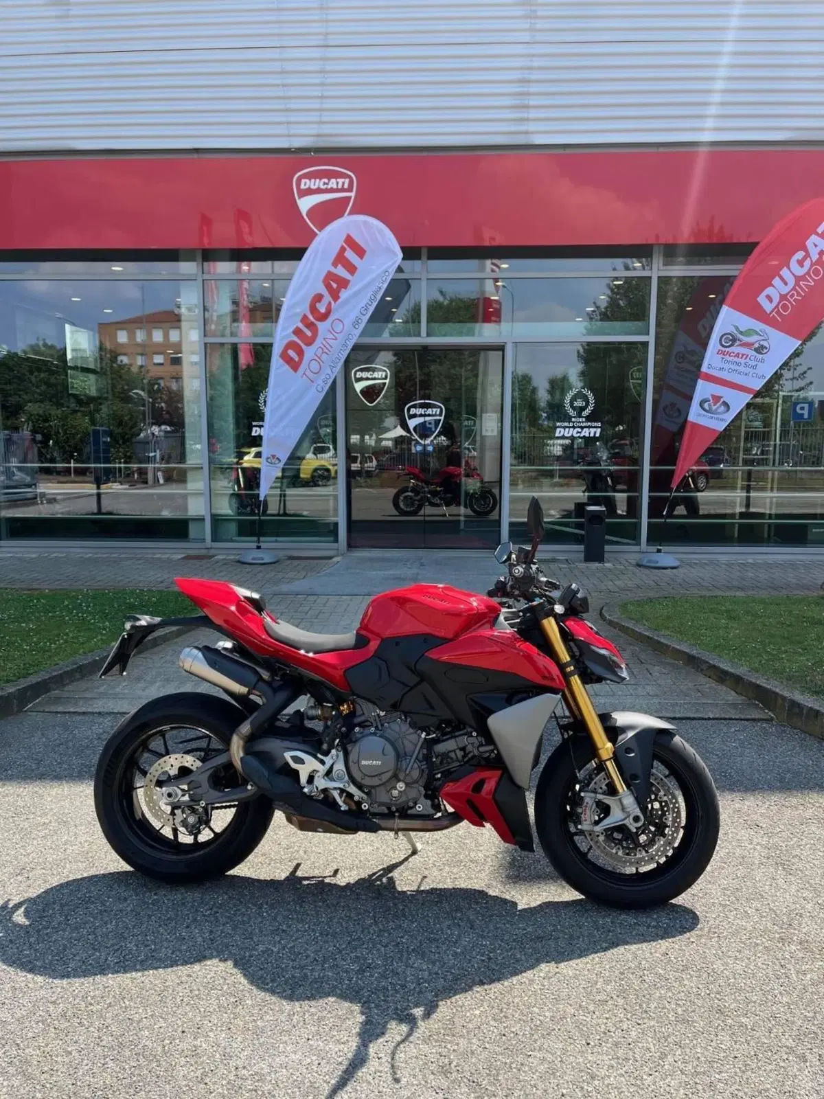 Ducati Streetfighter V2 S (2025 - 26)
