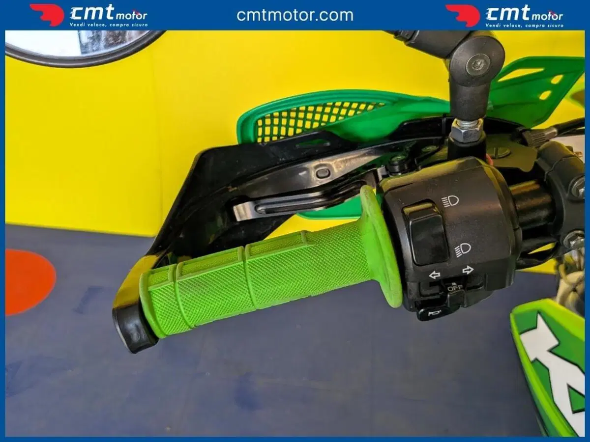 Kawasaki KLX 250 (2009) (12)