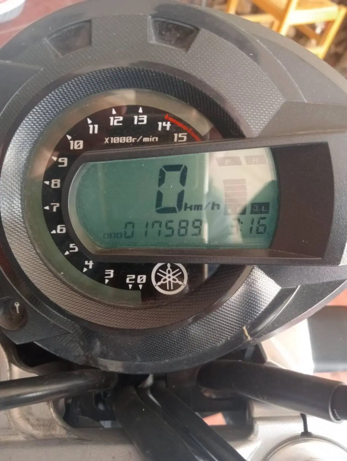Yamaha FZ6 (2004 - 07) (3)