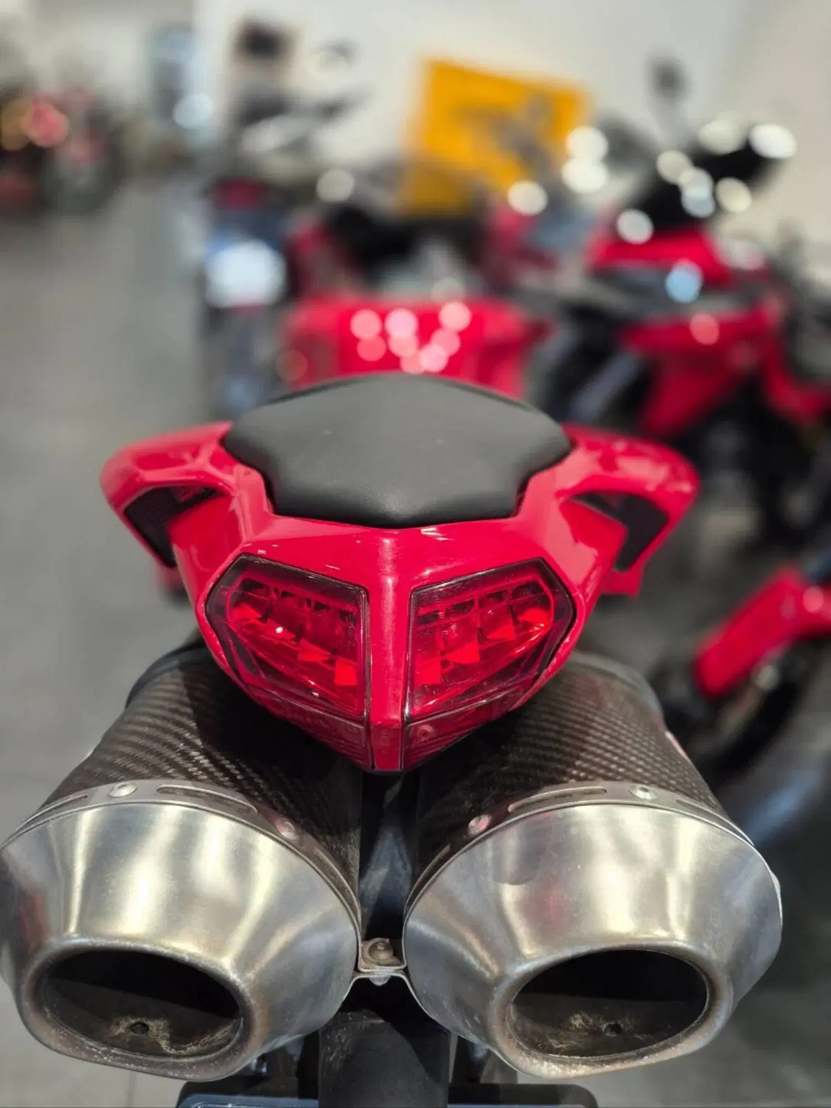 Ducati 848 (2007 - 13) (5)