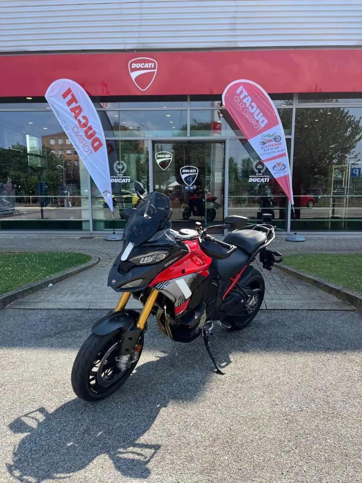 Ducati Multistrada V4 Pikes Peak (2025 - 26)