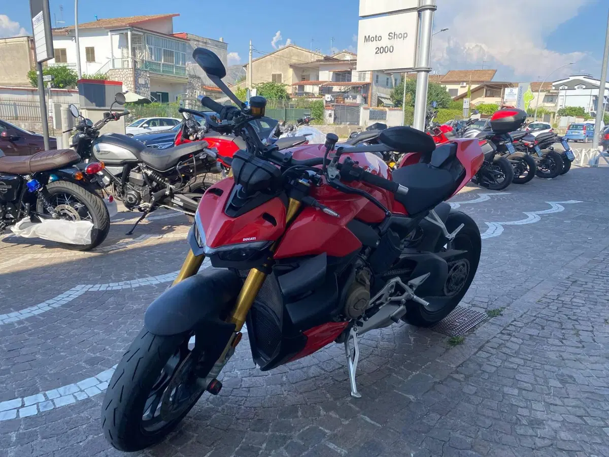 Ducati Streetfighter V4 1100 S (2020) (4)