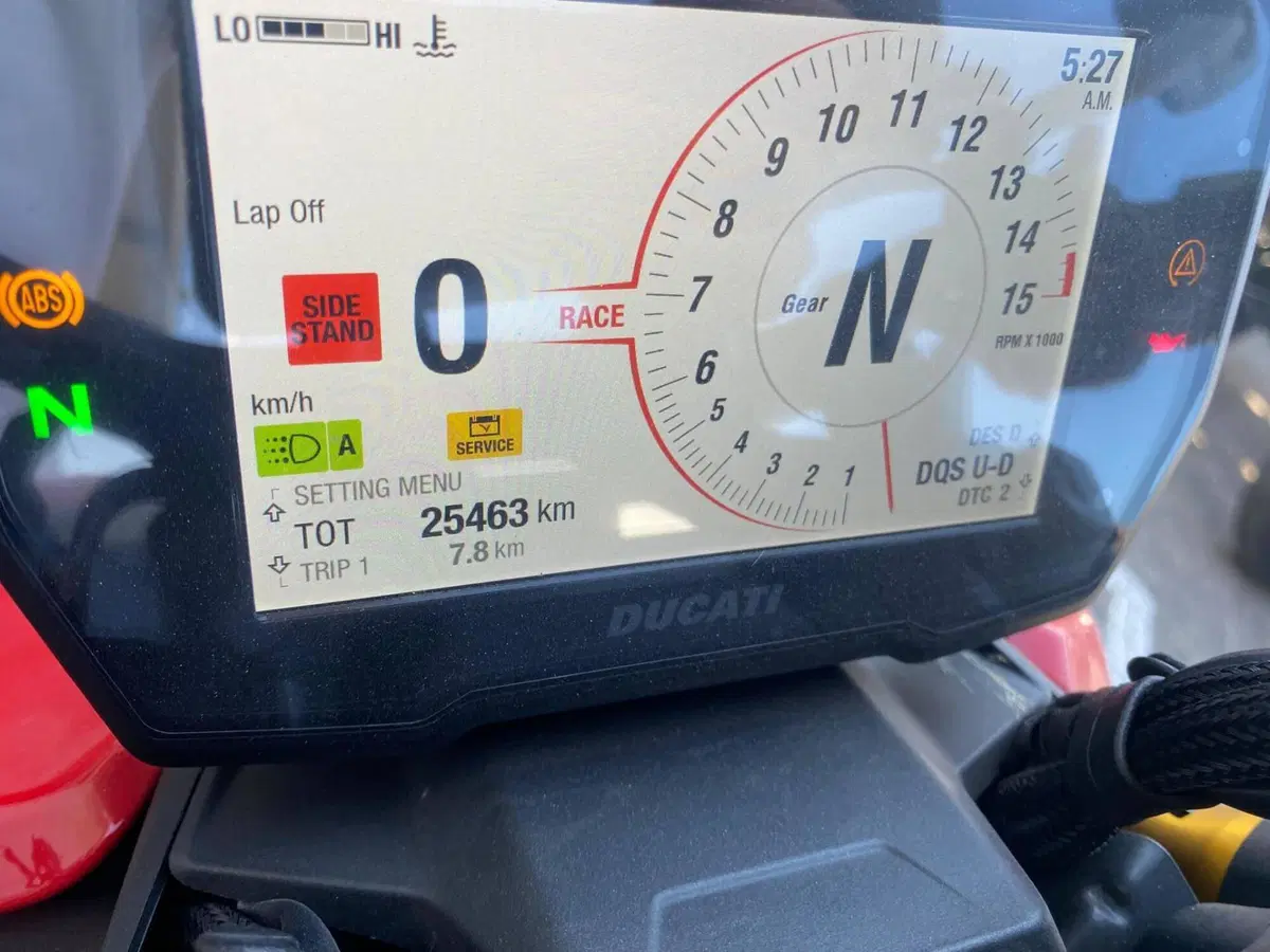 Ducati Streetfighter V4 1100 S (2020) (3)