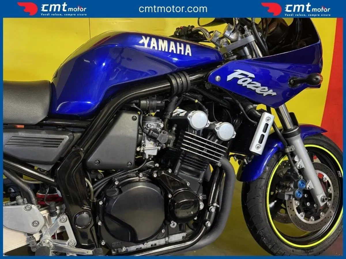 Yamaha FZS 600 Fazer (1998 - 01) (7)