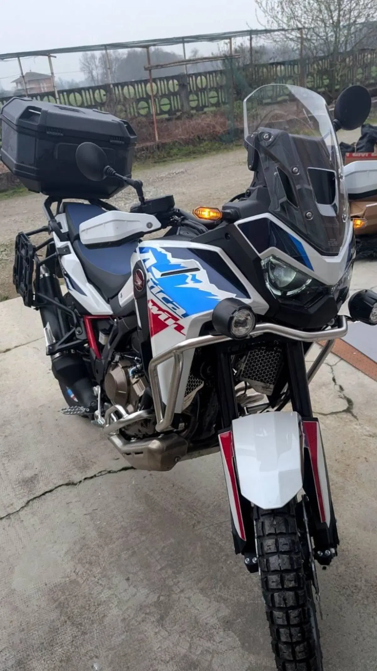 Honda Africa Twin CRF 1100L ES (2024 - 26)
