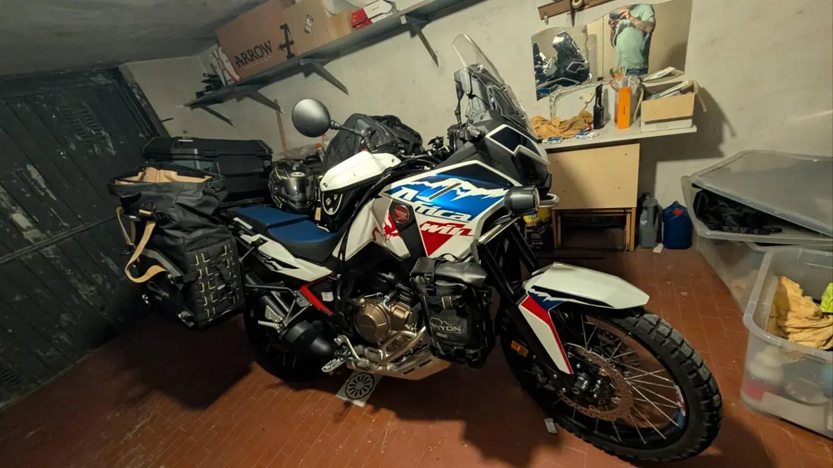 Honda Africa Twin CRF 1100L ES (2024 - 26) (2)