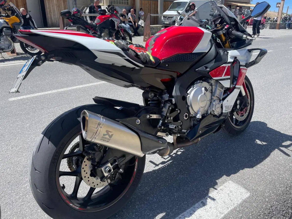 Yamaha YZF R1 (2017 - 19) (2)