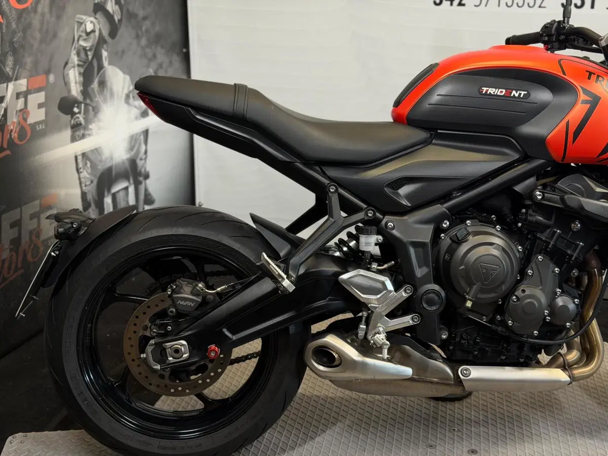 Triumph Trident 660 (2021 - 24) (3)