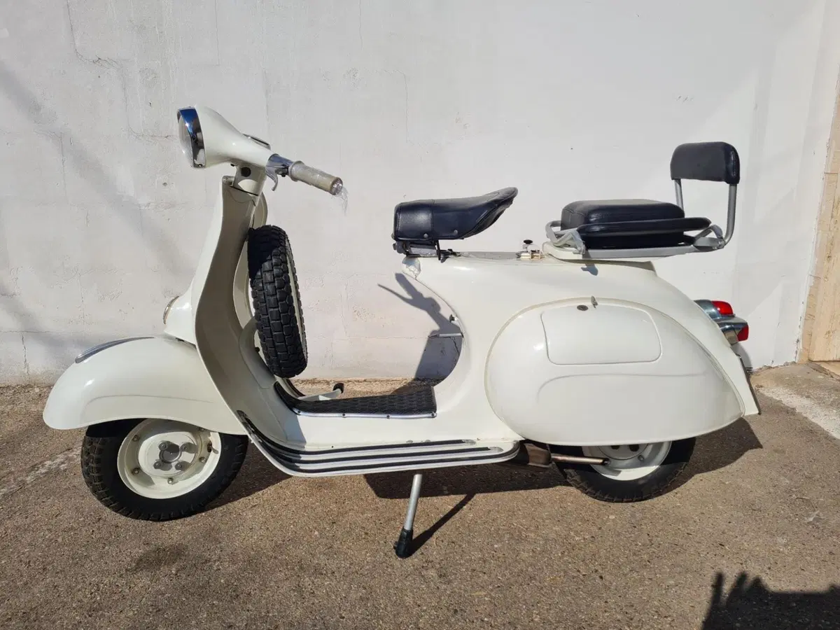 Piaggio Vespa 125 VNB