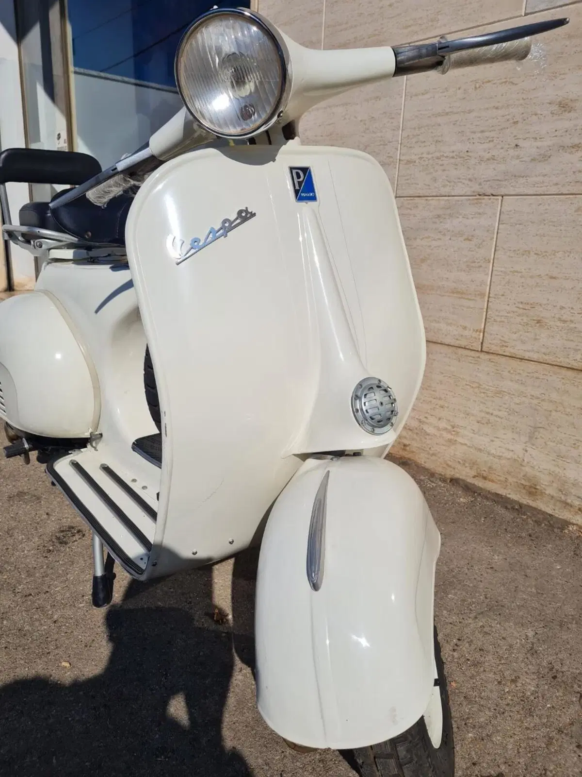 Piaggio Vespa 125 VNB (2)