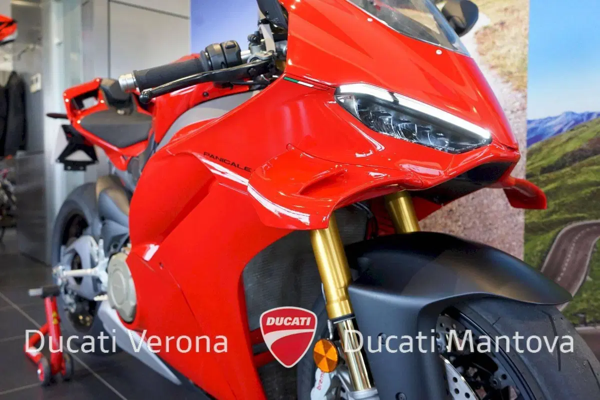 Ducati Panigale V4 S (2025 - 26) (11)