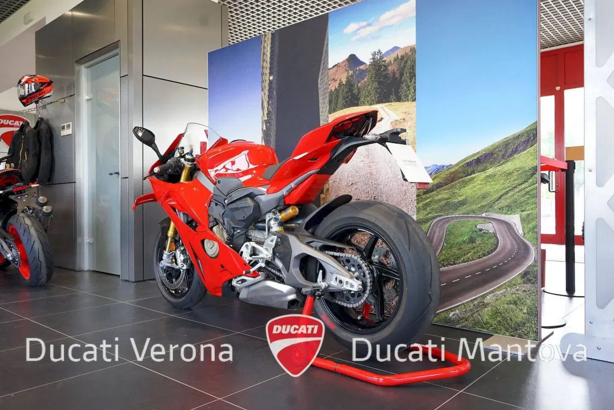 Ducati Panigale V4 S (2025 - 26) (15)
