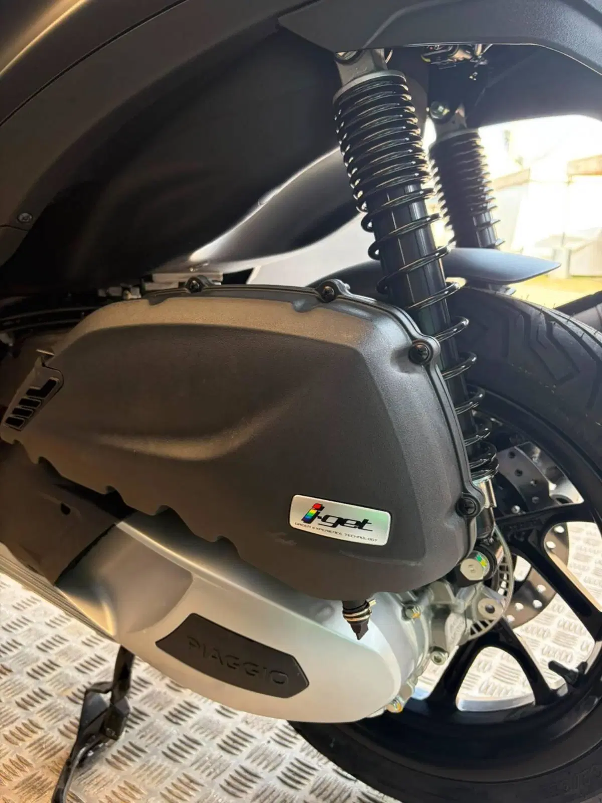 Piaggio Medley 200 S (2025 - 26) (14)