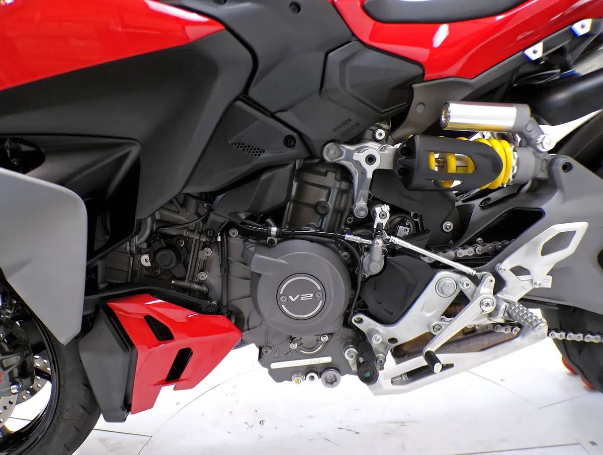 Ducati Streetfighter V2 (2025 - 26) (8)