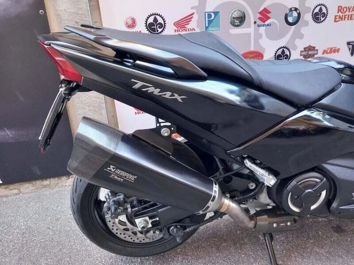 Yamaha T-Max 530 SX (2017 - 19) (2)