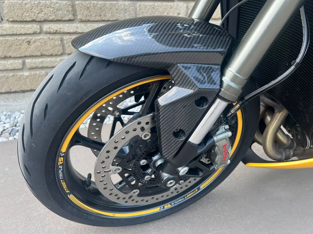 Triumph Street Triple 765 RS (2023 - 26) (8)