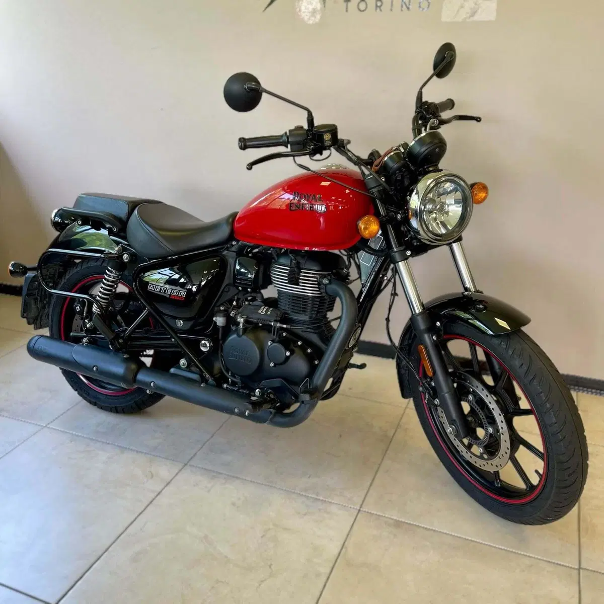Royal Enfield Meteor 350 (2021 - 26)