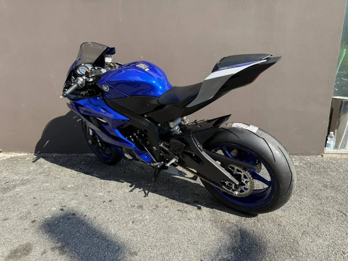 Yamaha YZF R6 GYTR (2022 - 26) (3)