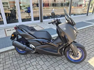 Yamaha X-Max 300 (2021 - 24) usata