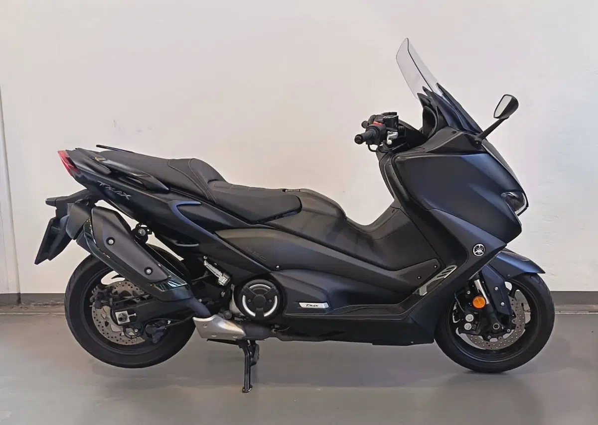 Yamaha T-Max 560 (2020 - 21) (4)