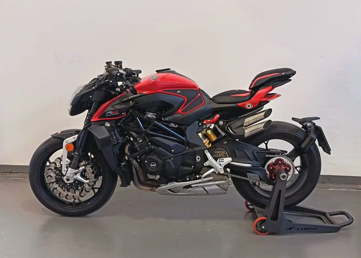 MV Agusta Brutale 1000 RS (2022 - 26)