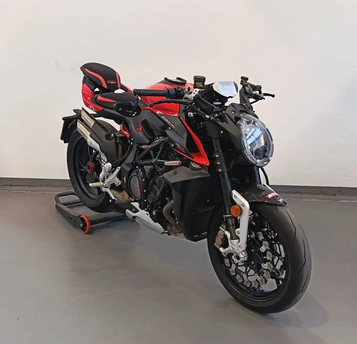 MV Agusta Brutale 1000 RS (2022 - 26) (3)