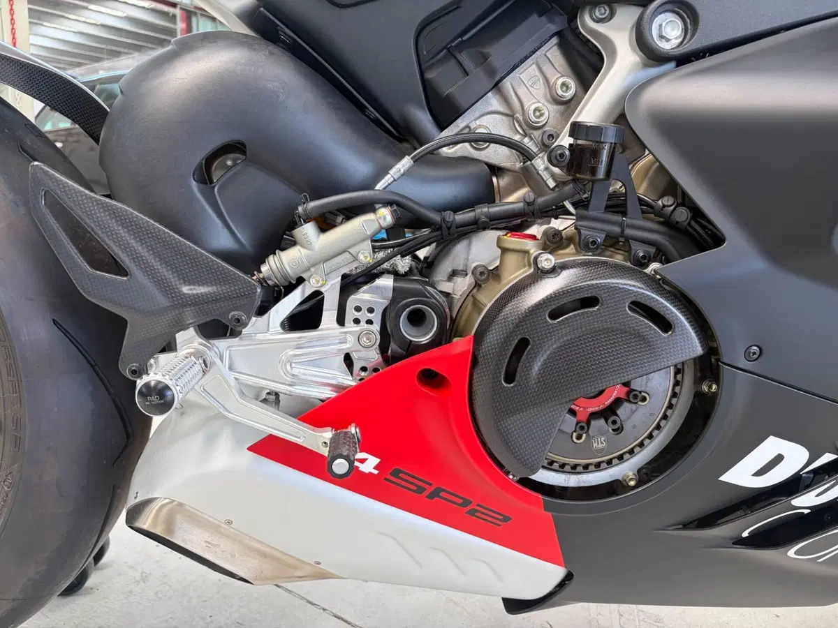 Ducati Panigale V4 1100 SP2 (2022 - 23) (12)