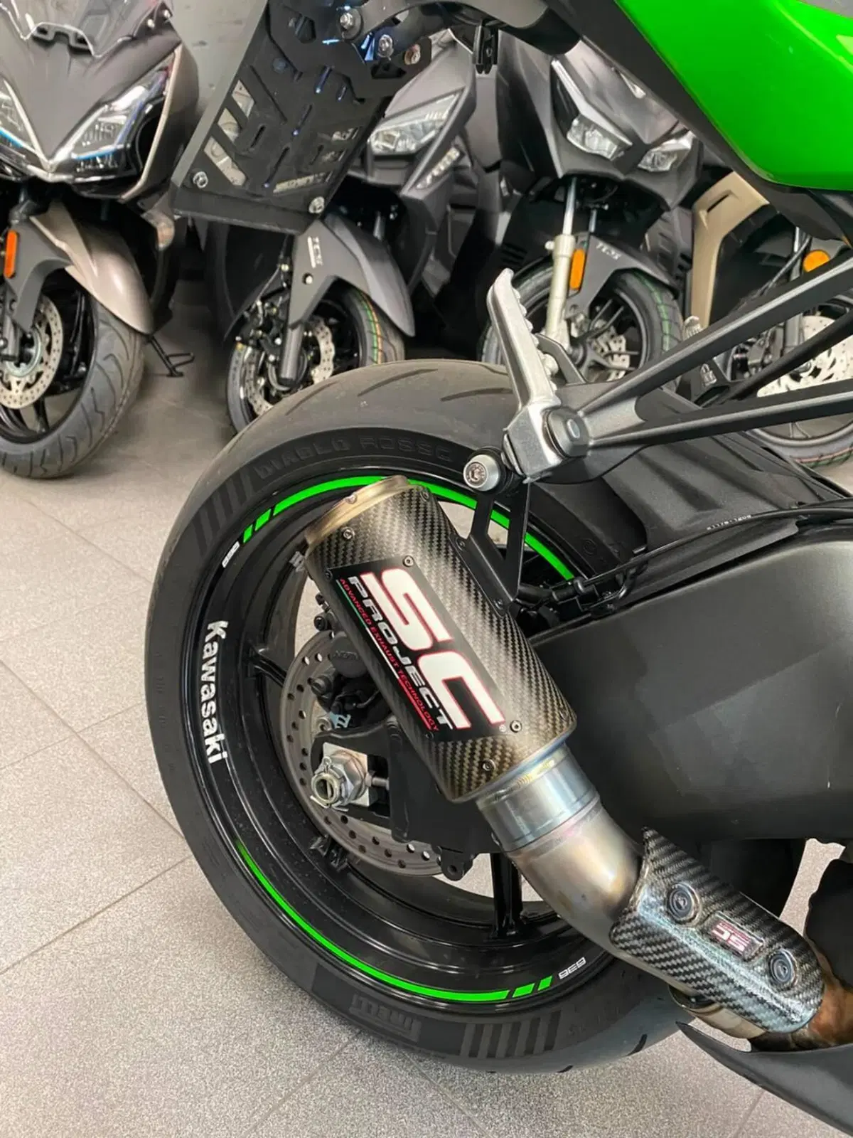 Kawasaki Ninja 636 ZX-6R (2024 - 26) (6)