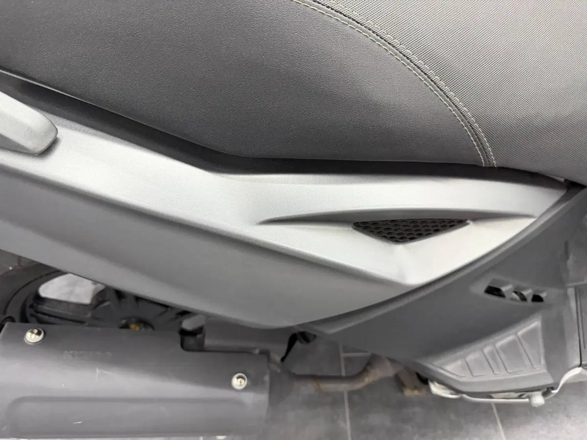 Kymco Agility 50 R16 + (2021 - 26) (4)
