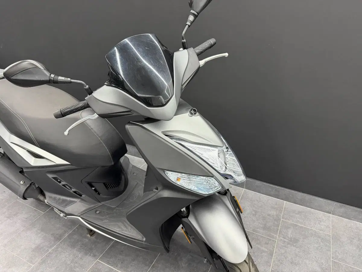Kymco Agility 50 R16 + (2021 - 26) (5)