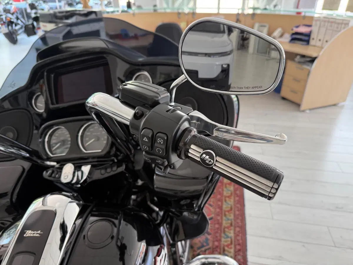 Harley-Davidson 114 Road Glide Special (2019 - 20) - FLTRXS (11)