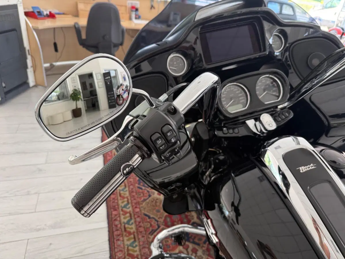 Harley-Davidson 114 Road Glide Special (2019 - 20) - FLTRXS (10)