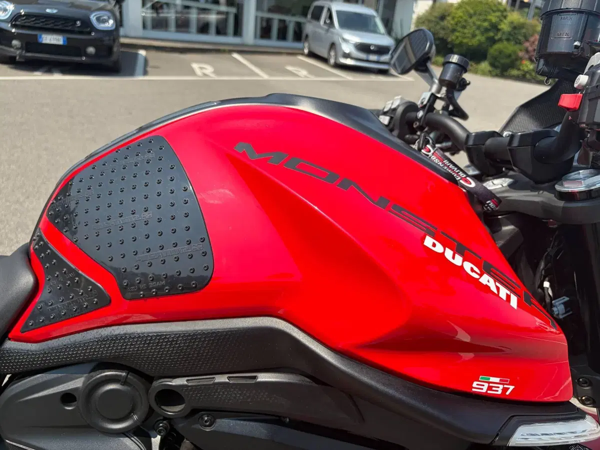 Ducati Monster 937 (2021 - 25) (6)
