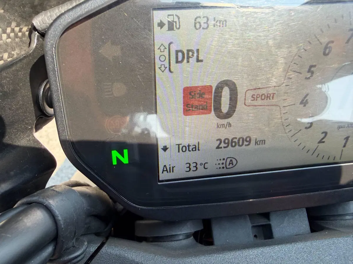 Ducati Monster 937 (2021 - 25) (17)