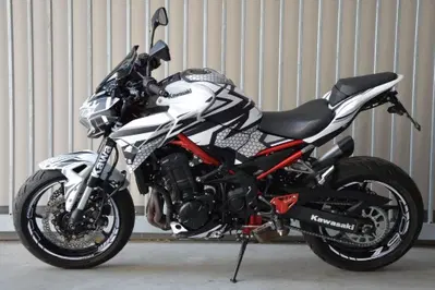 Kawasaki Z 900 (2021 - 24) usata