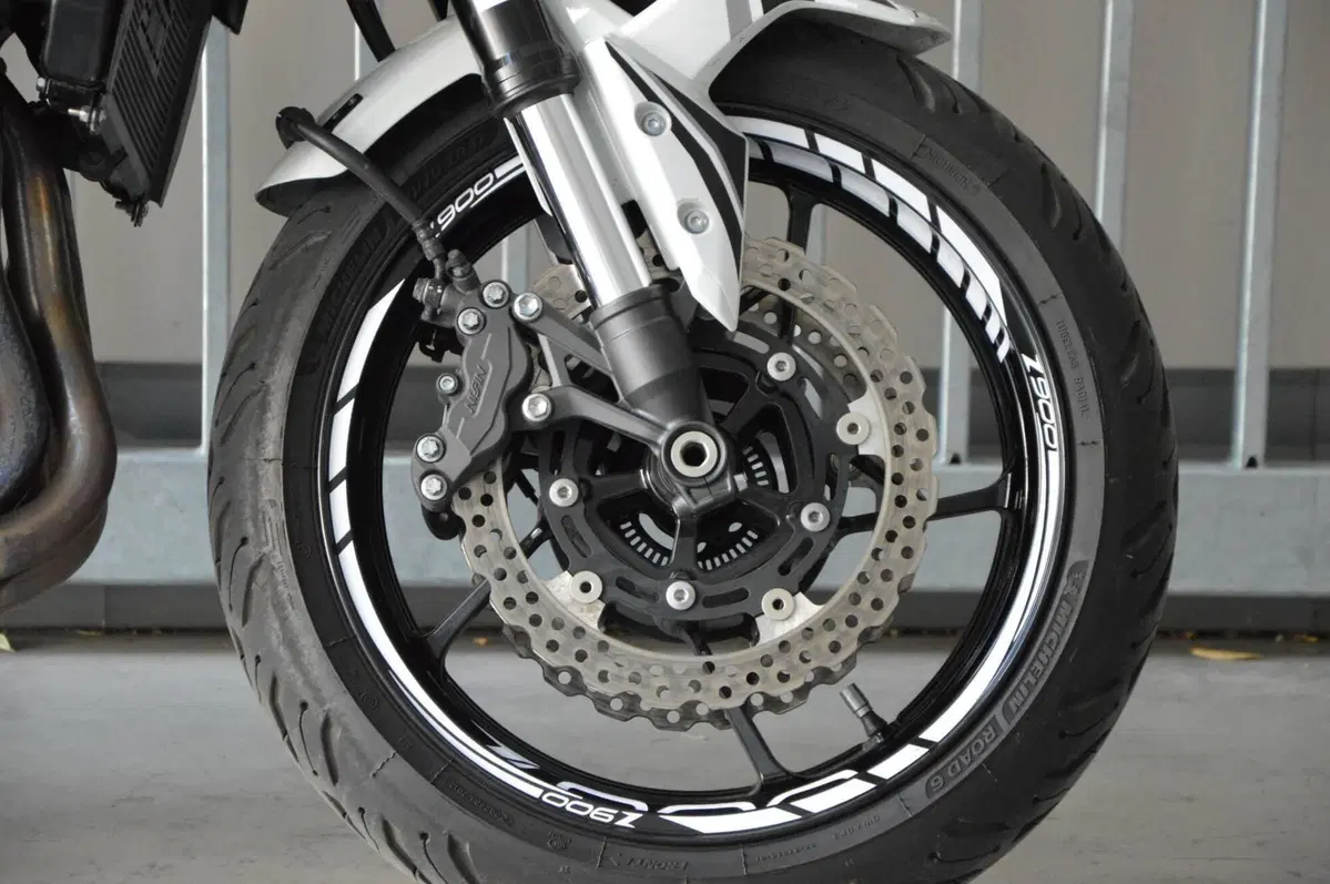 Kawasaki Z 900 (2021 - 24) (13)