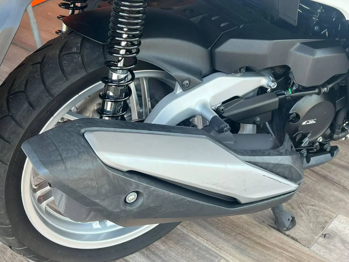 Honda SH 350 (2021 - 24) (6)