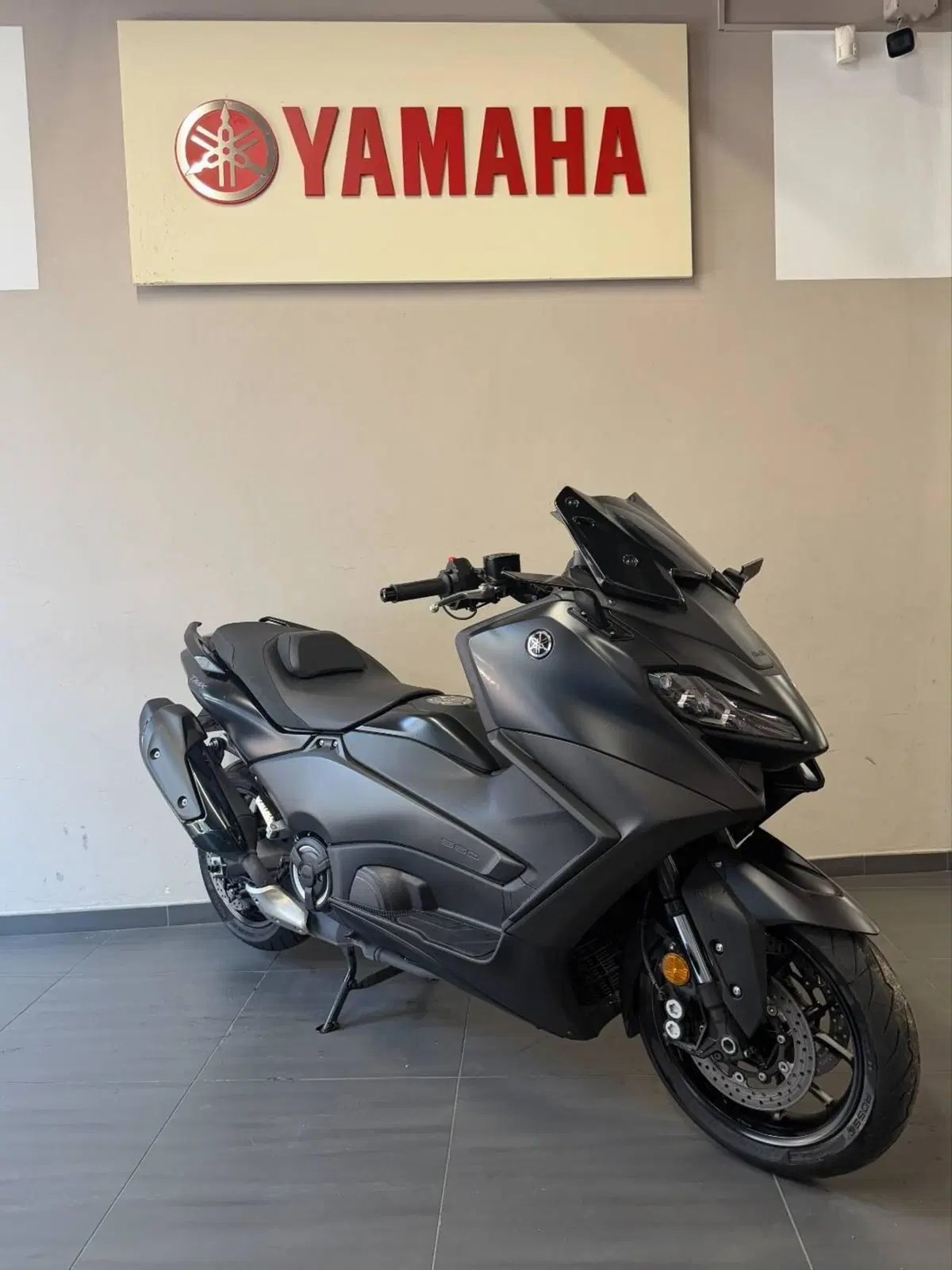 Yamaha T-Max 560 (2022 - 24) (3)