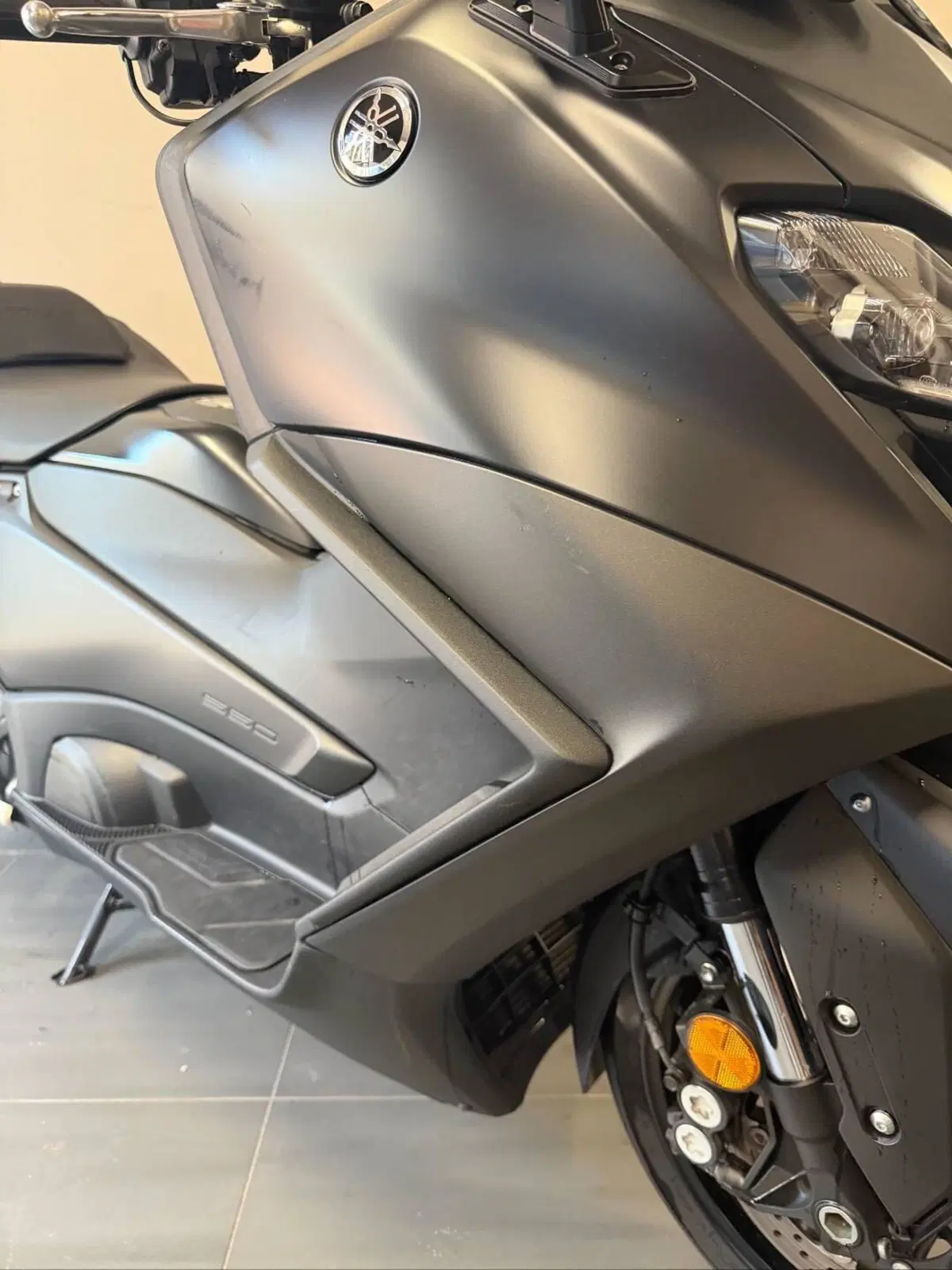 Yamaha T-Max 560 (2022 - 24) (4)
