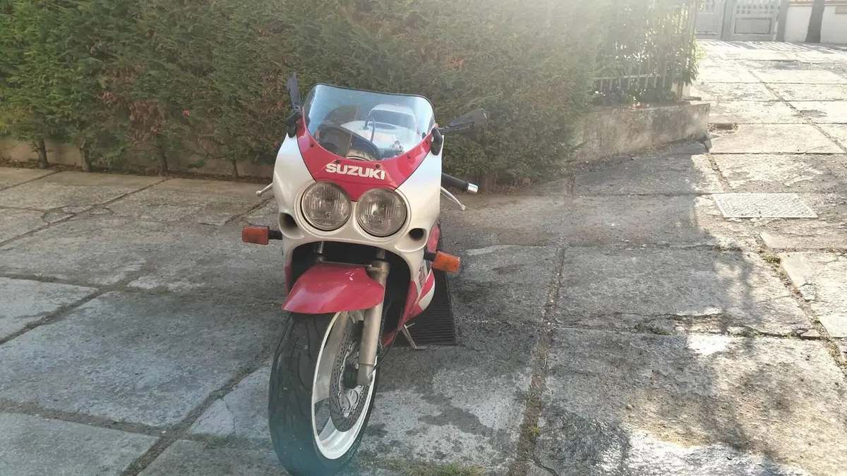 Suzuki GSXR 750
