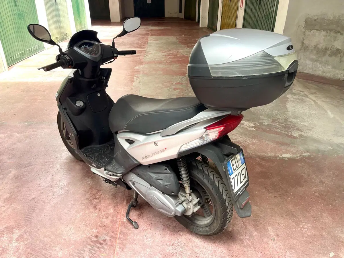 Kymco Agility 200i R16 + (2014 - 17)