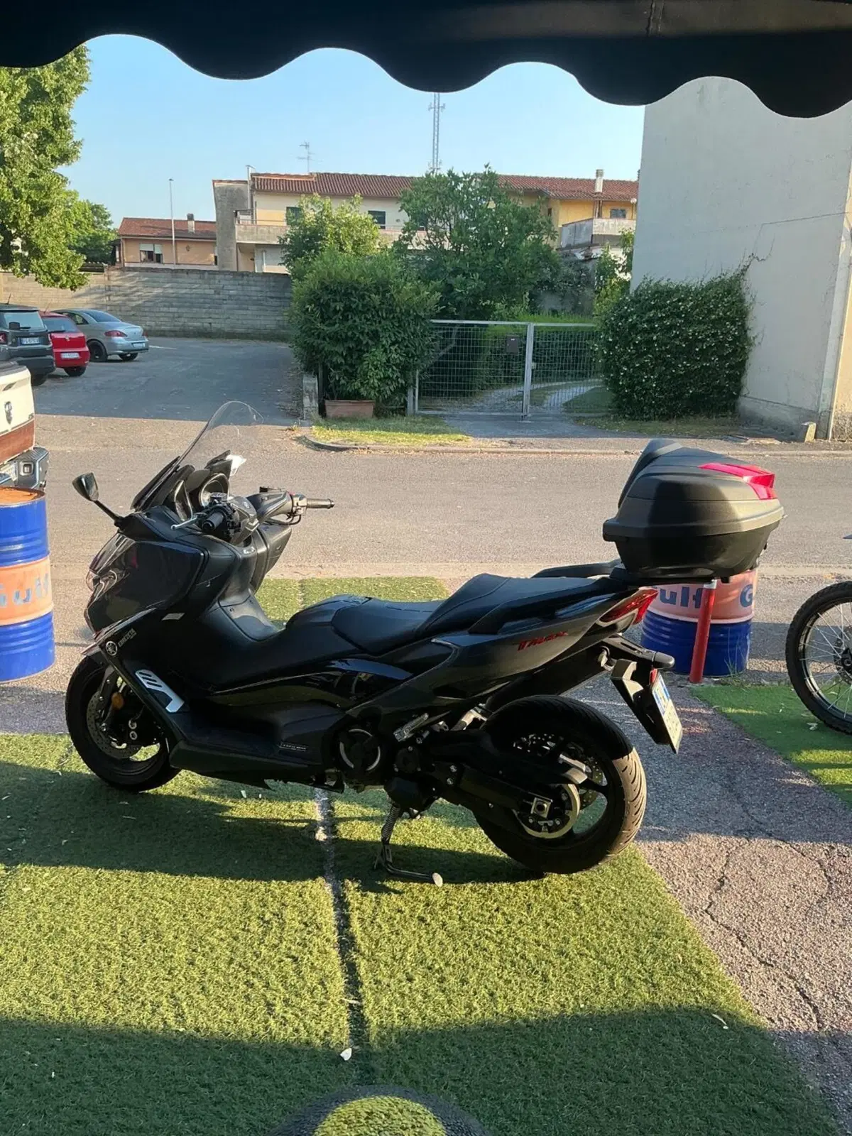 Yamaha T-Max 560 Tech Max (2021) (5)
