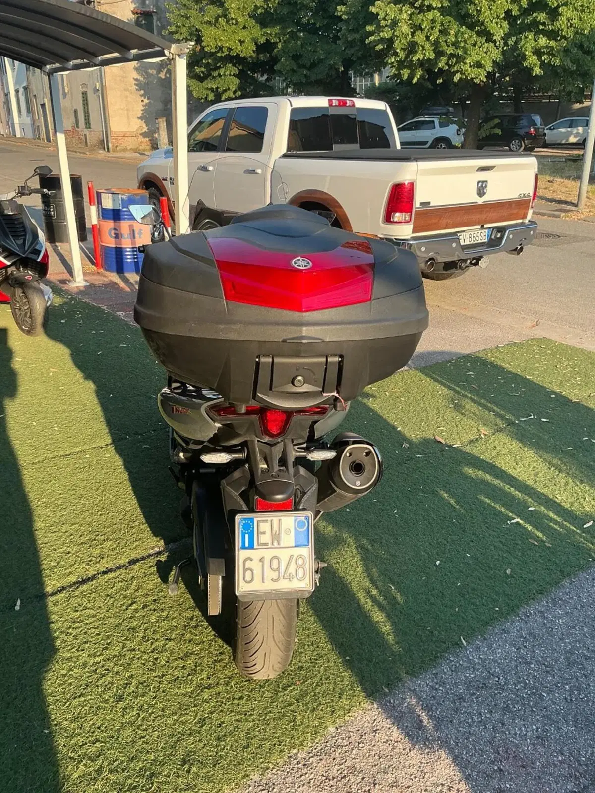Yamaha T-Max 560 Tech Max (2021) (3)