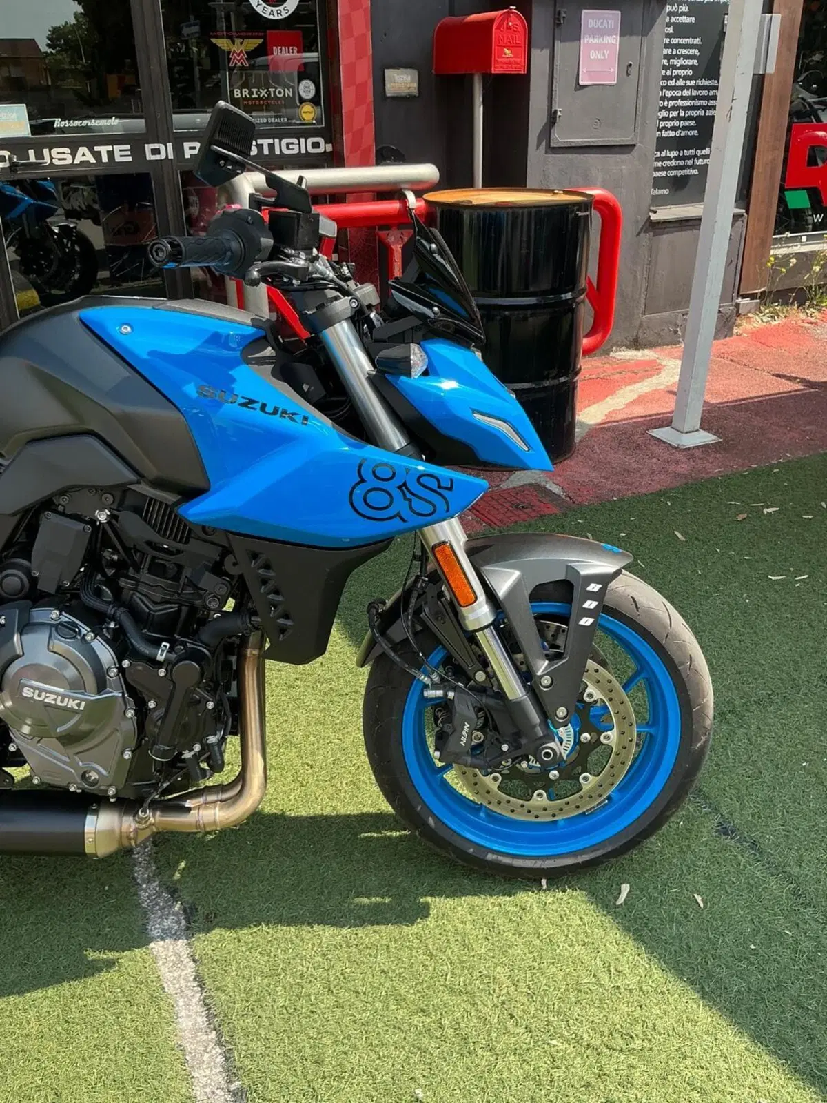 Suzuki GSX-8S (2023 - 24) (9)