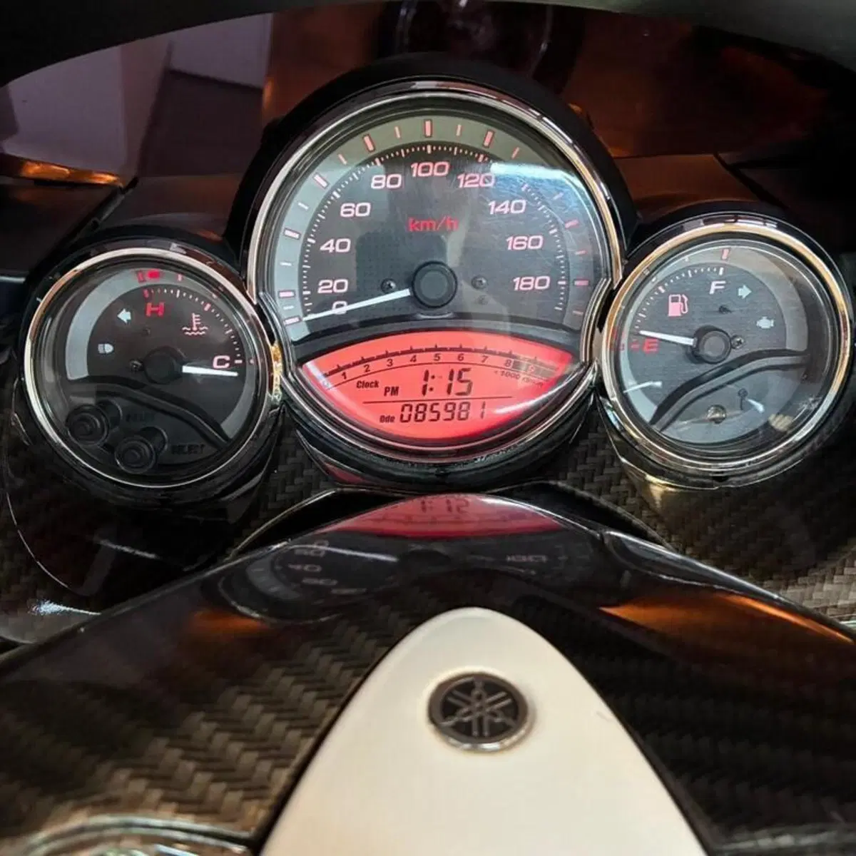 Yamaha T-Max 500 White Max (2010 - 11) (13)