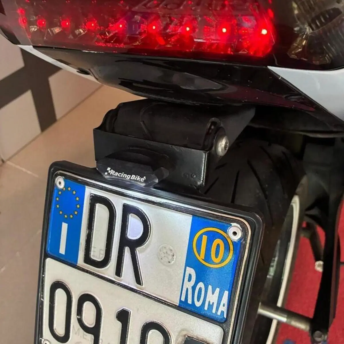 Yamaha T-Max 500 White Max (2010 - 11) (12)