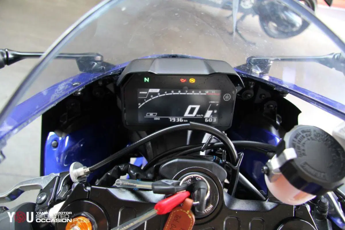 Yamaha YZF R7 (2021 - 25) (5)