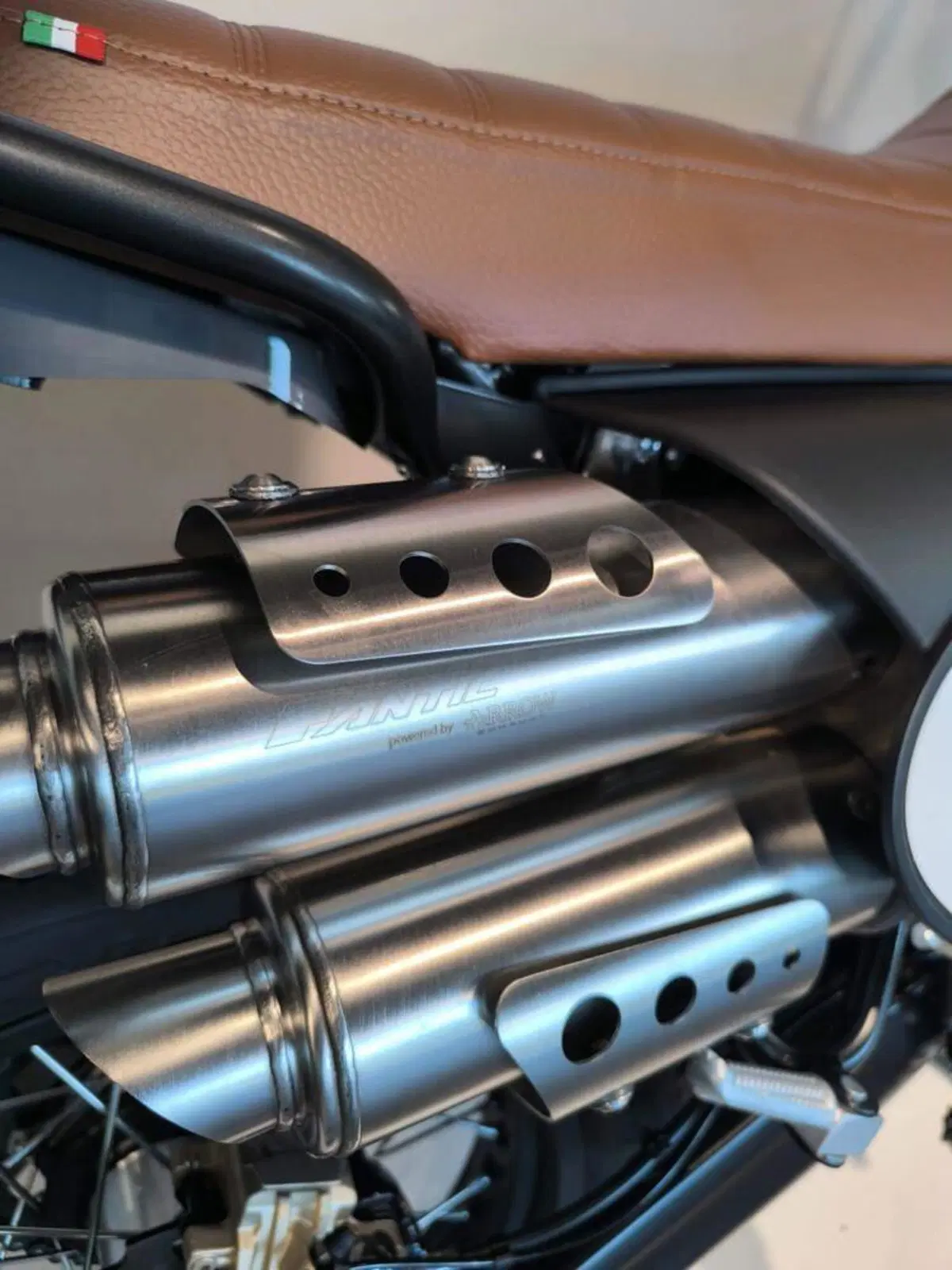 Fantic Motor Caballero 500 Scrambler Deluxe (2024) (6)